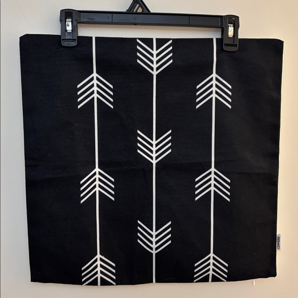 Set of 2 Black Arrow Pillow Covers CDWERD Zip 17” x 17.25”